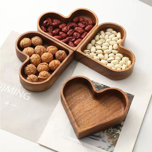 Bandeja de madera corazón – decoración romántica y funcional para el hogar
