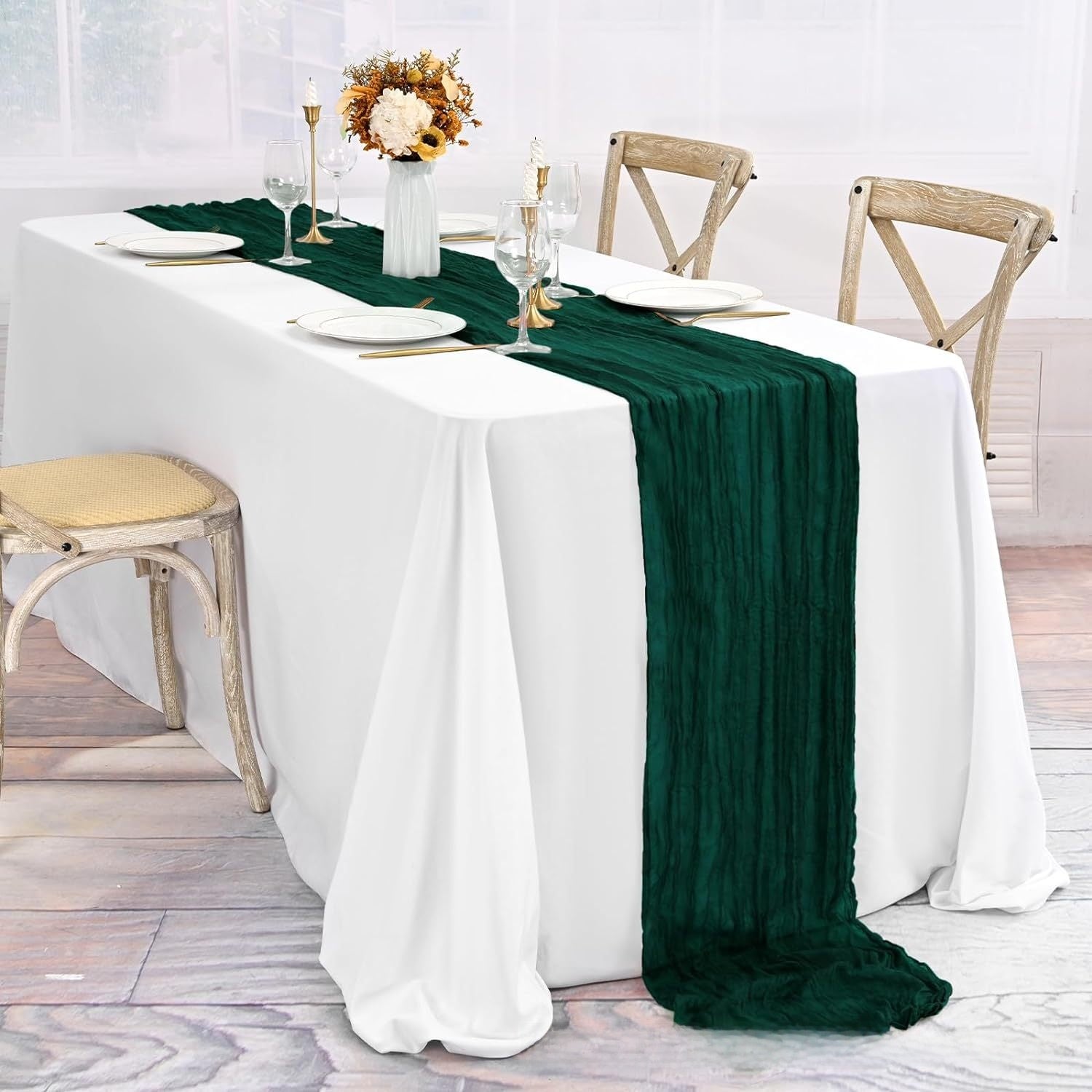 Camino de mesa de gasa plisada elegante – decoración sofisticada para ocasiones especiales