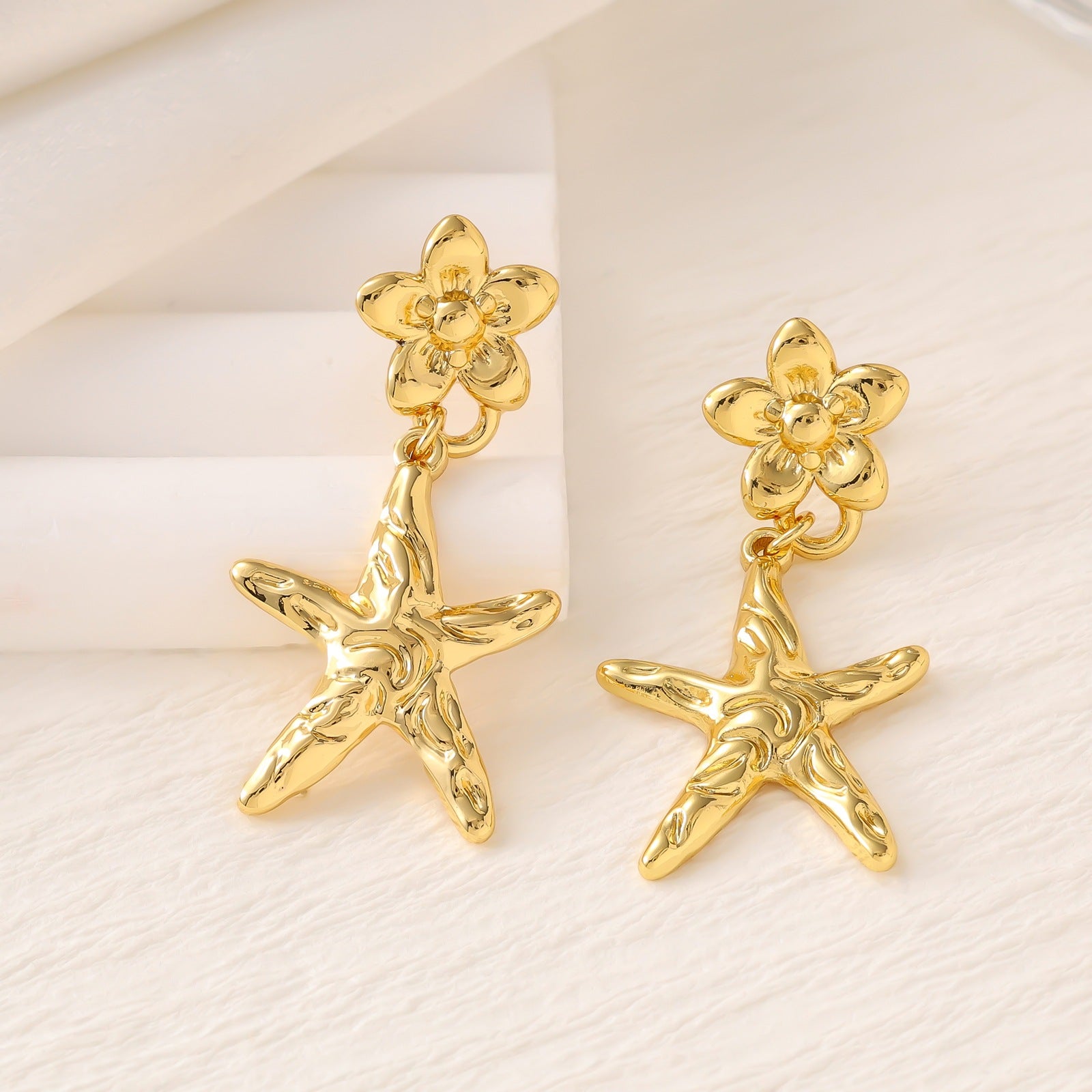 Pendientes Geométricos de Moda
