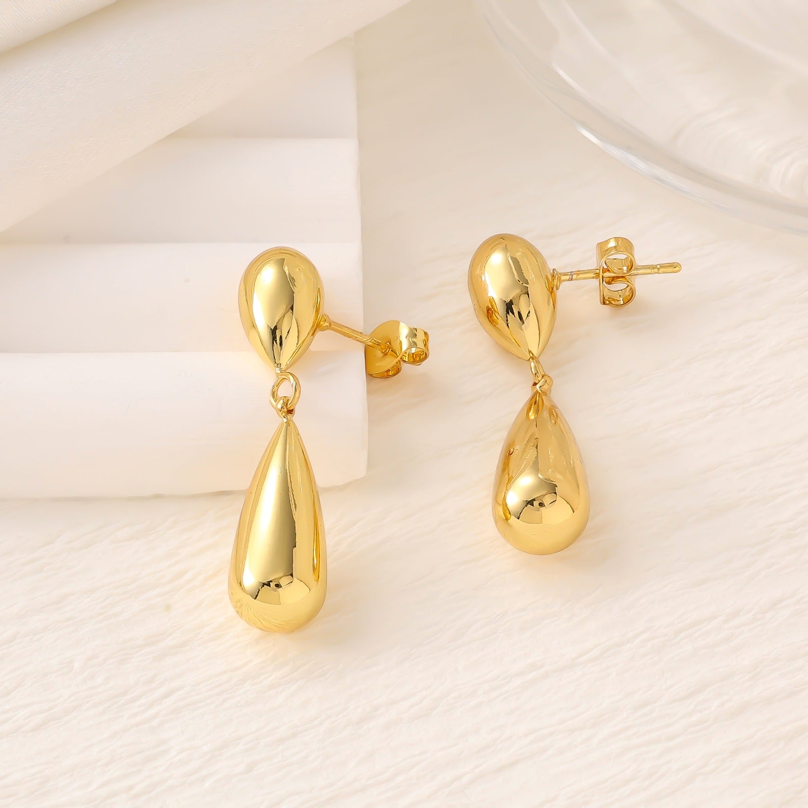 Pendientes Geométricos de Moda