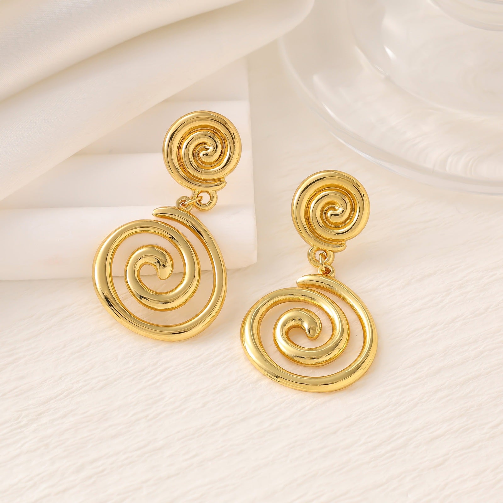 Pendientes Geométricos de Moda