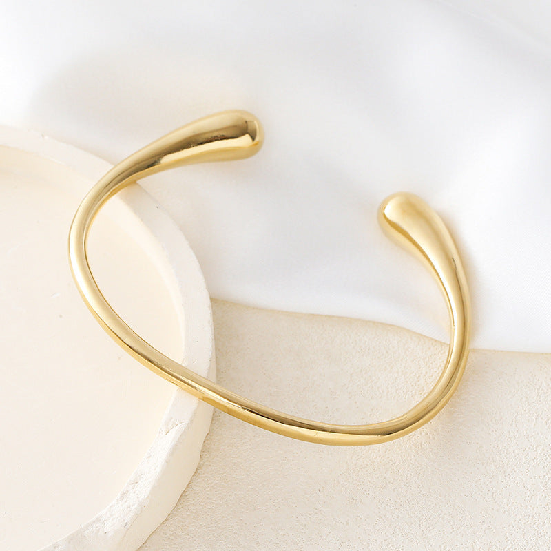 Pulsera de Acero Inoxidable con Diseño de Olas